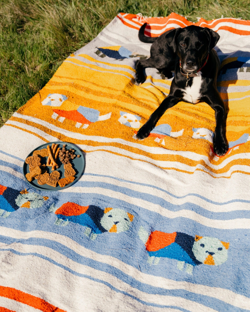 Perro Dorado Blanket Roll