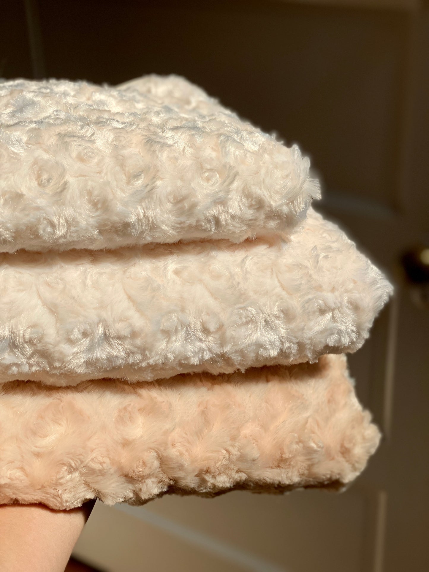 Rosebud Dog Blanket in Tan